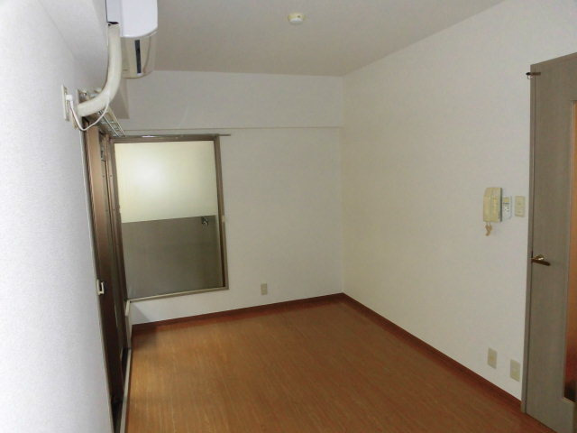 大阪市東淀川区西淡路１丁目のマンション