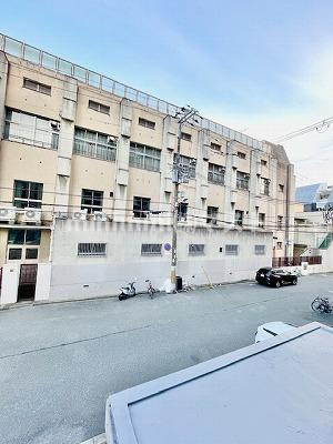 大阪市西区南堀江３丁目の賃貸マンションの展望