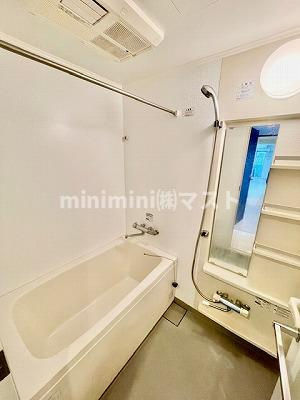 大阪市西区南堀江３丁目の賃貸マンションの浴室