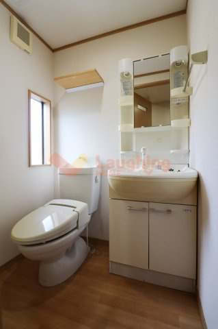 御井ヶ丘ヒルズのトイレ|落ち着いた色調のトイレです
