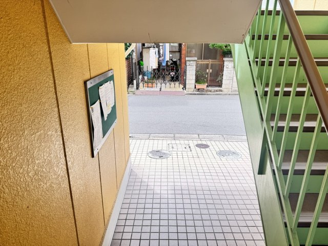 ハイムモリグチのエントランス