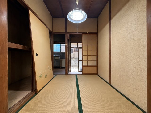 東住吉区湯里2丁目の和室