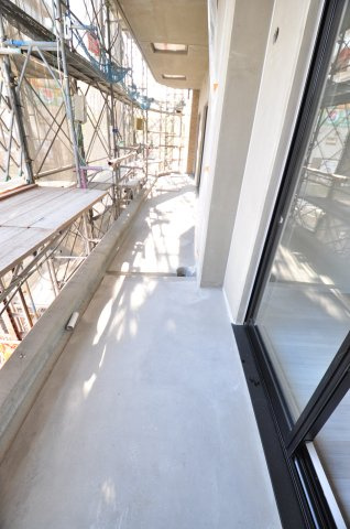大阪市鶴見区諸口１丁目の賃貸マンションのバルコニー
