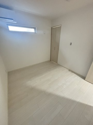 【寝室】 | ピレーネ一津屋