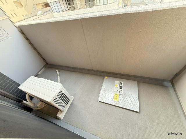 アーデン京町堀ウエスト　仲介手数料無料のバルコニー