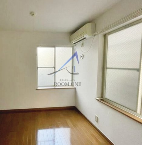 インペリアル中野の居間・リビング|洋室のお部屋です。