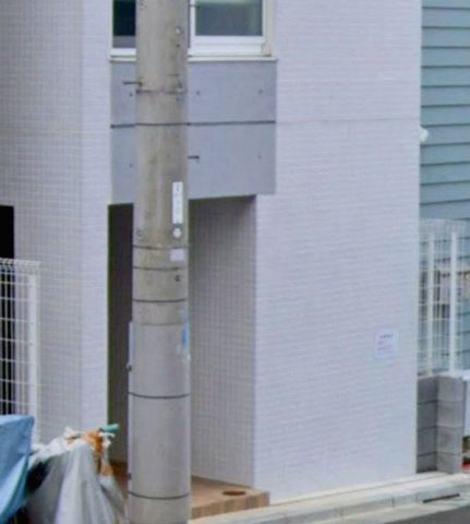 the10 AKABANE WESTのエントランス