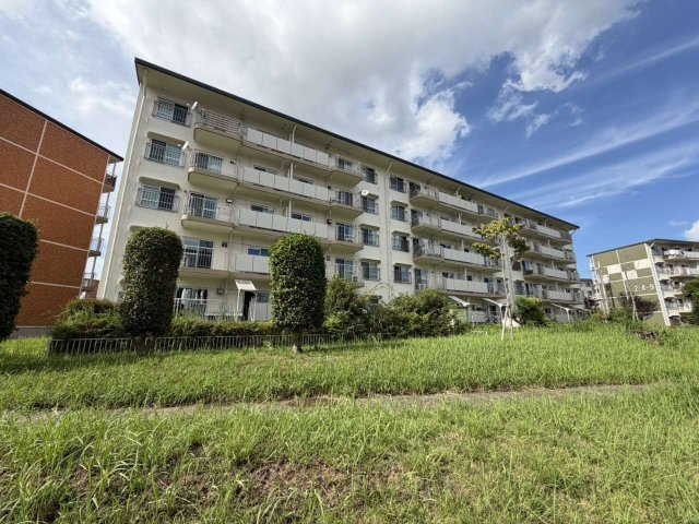 堀込第４住宅８棟の外観