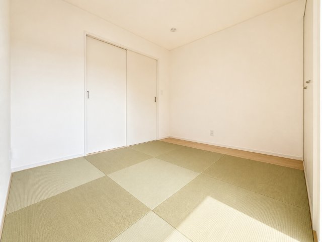 東近江市今町　3号棟の和室