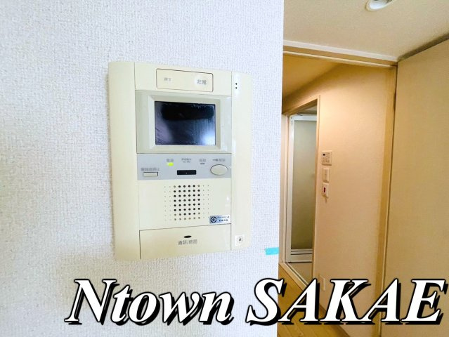 【セキュリティ】 | アンジュール栄 | モニター付きインターフォンです