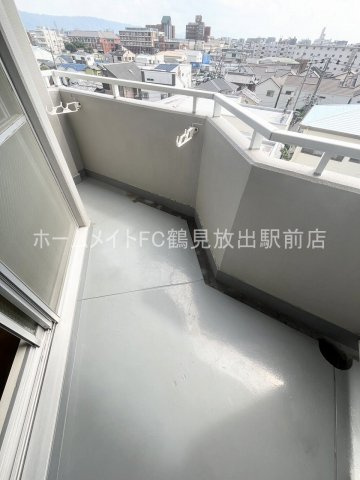 東大阪市西堤２丁目の賃貸マンションのバルコニー