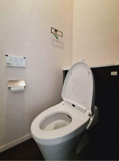【トイレ】 | Reinbek | 落ち着いたトイレです