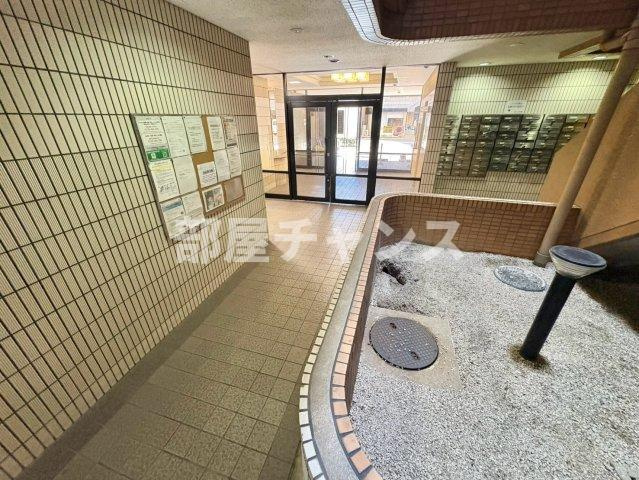 名古屋市中区丸の内１丁目の賃貸マンションのロビー