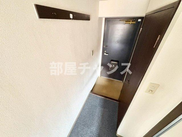 名古屋市中区丸の内１丁目の賃貸マンションの玄関