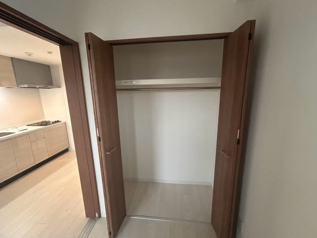 吹田市南吹田２丁目の賃貸マンションの収納