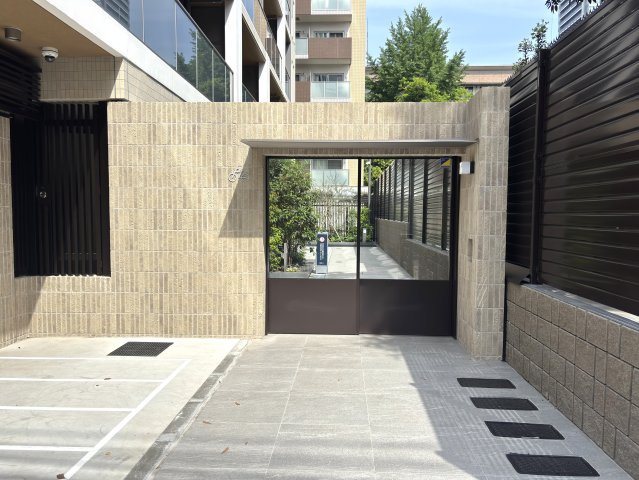 駐輪場の出入口