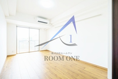 ラ．エテルノ赤羽台の居間・リビング|洋室のお部屋です。