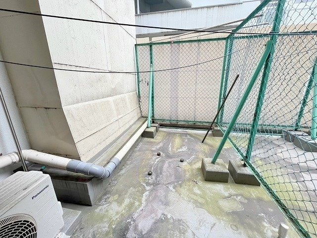 十三エステートハイツのバルコニー