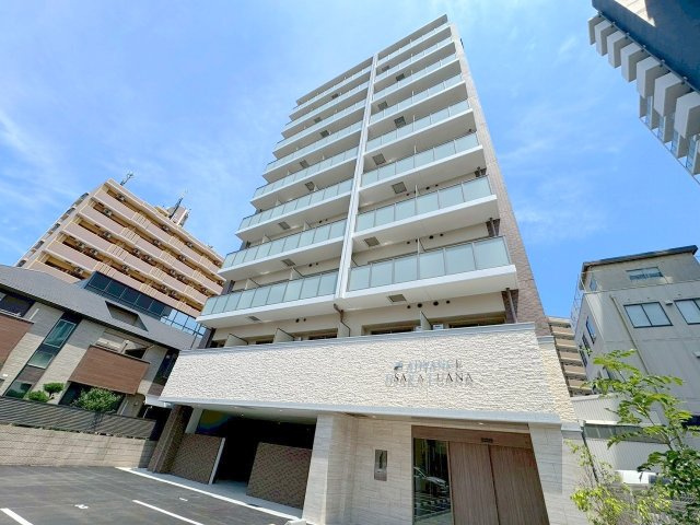 アドバンス大阪ルアナの外観