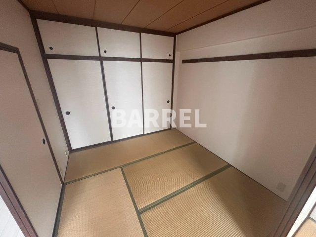 ファミールハイツ北大阪1号棟の和室