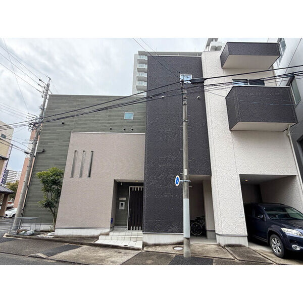 PLAISIR(プレジール)　名古屋市賃貸　仲介手数料無料のエントランス