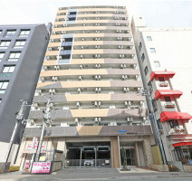 SERENiTE三宮の外観