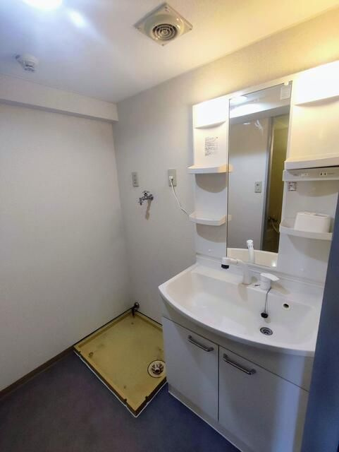 ヒルズ小山台Ⅲの浴室
