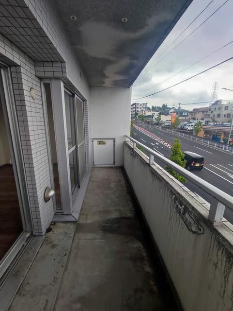 ヒルズ小山台Ⅲのバルコニー