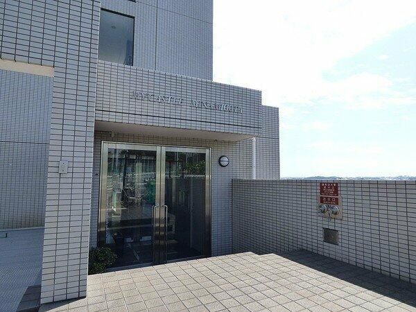 マイキャッスル南太田のエントランス