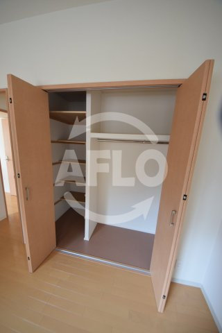 アンシャンテ松崎町の収納|アンシャンテ松崎町　クローゼット