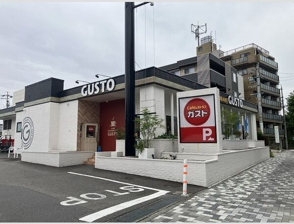 ルヴィータ川名の周辺