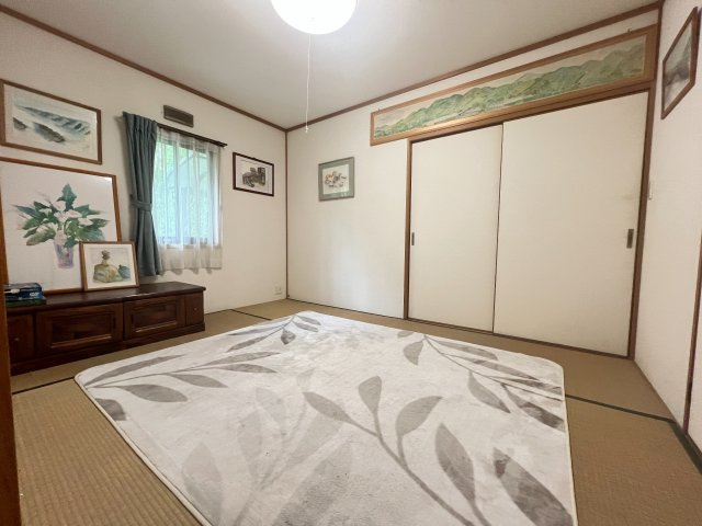 嘉麻市馬見　2階建　５LDKSの和室