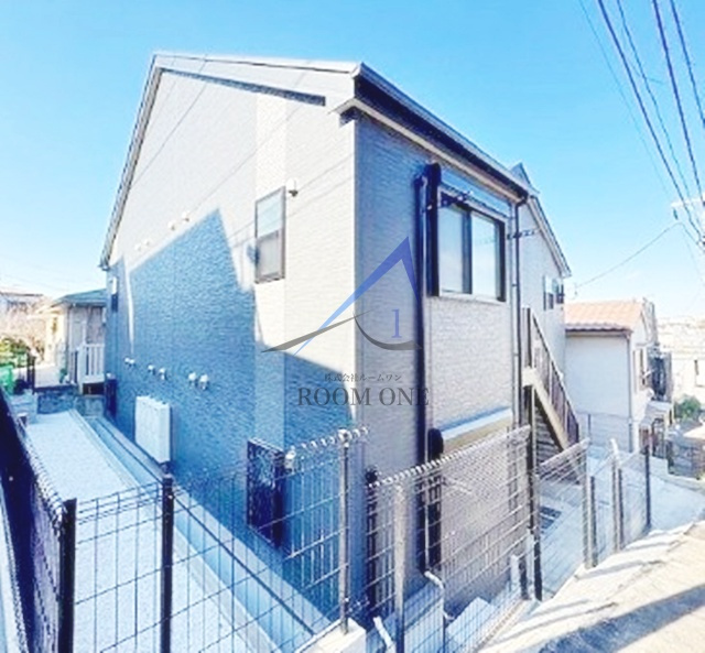 ラフィーネ三ツ沢南町