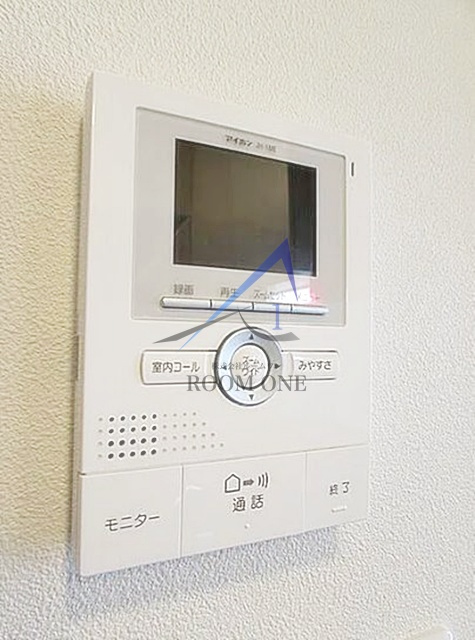 グランディール３番館のセキュリティ|モニター付きインターホンです。