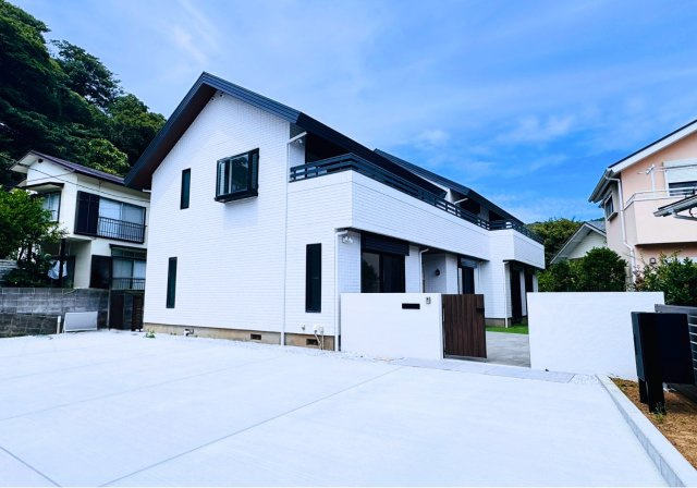 葉山町長柄、大空間の再生住宅。