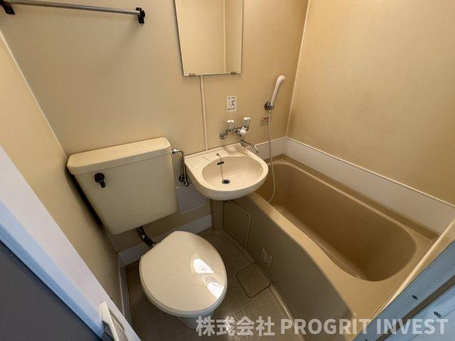 ライフイン玉川のトイレ|類似物件の写真となります。間取の参考にご覧ください。