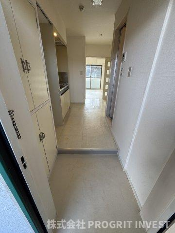 ライフイン玉川の玄関|類似物件の写真となります。間取の参考にご覧ください。