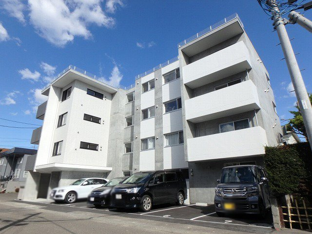 トロワエール南郷