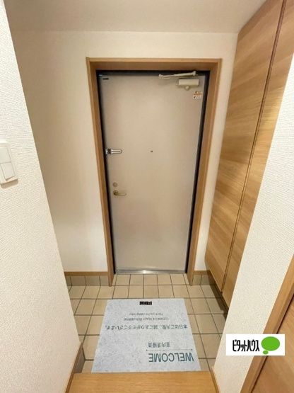 【玄関】 | ソラテリエ春木 | 2号室の写真となります