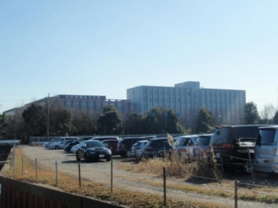 川村学園女子大学 900m