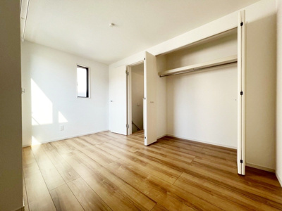 収納たっぷりなお部屋です♪