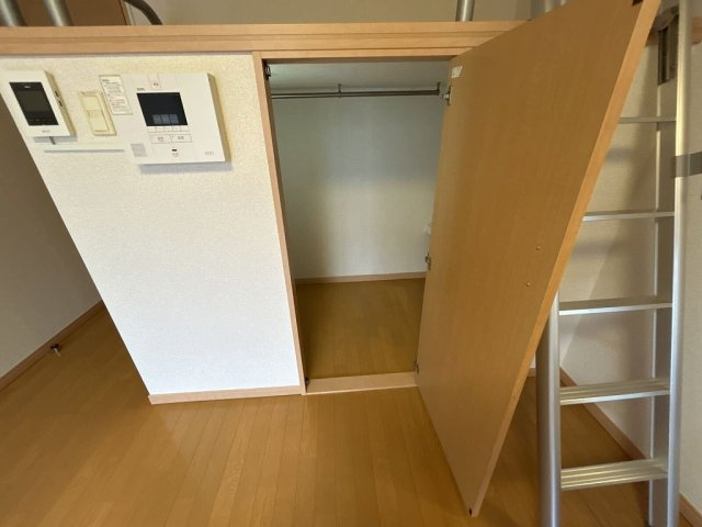 レオパレスグリーンパイン松本の内装
