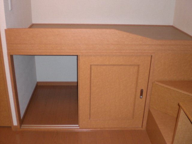 レオパレスＭａｈａｎａＣｒｅａの内装
