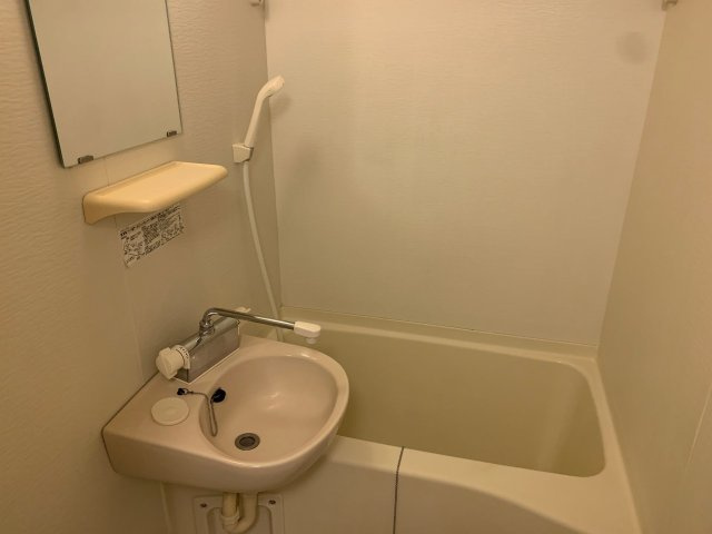 レオパレスアルジャンＫＯＹＡＭＡの内装
