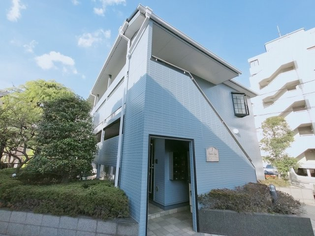 シャンブル綾瀬Ｊのエントランス