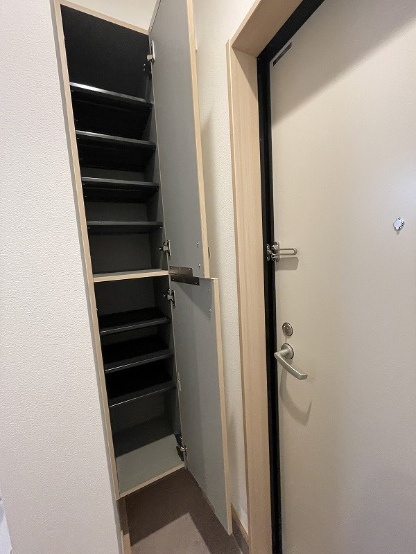 オーデクレールの玄関
