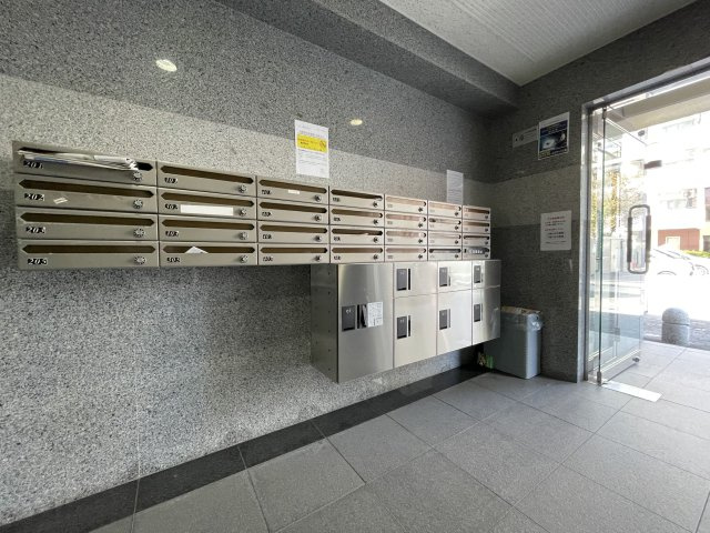 【エントランス】 | デジュール箱崎