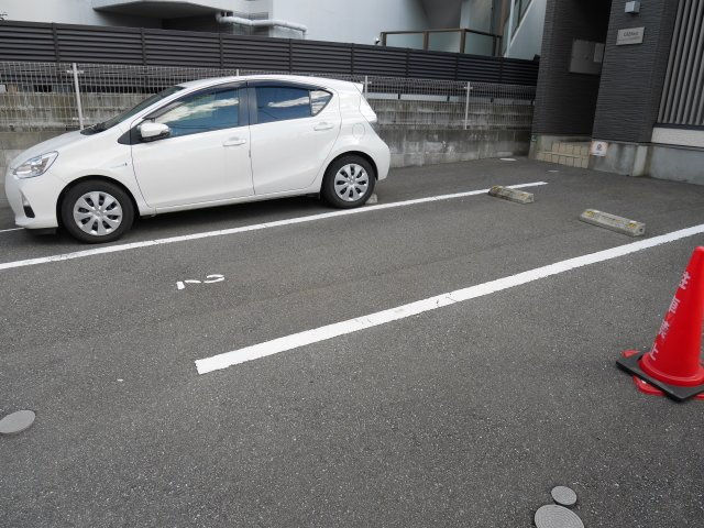 【その他共用部分】 | クレフラスト横手ⅡＡ | クレフラスト横手Ⅱの駐車場