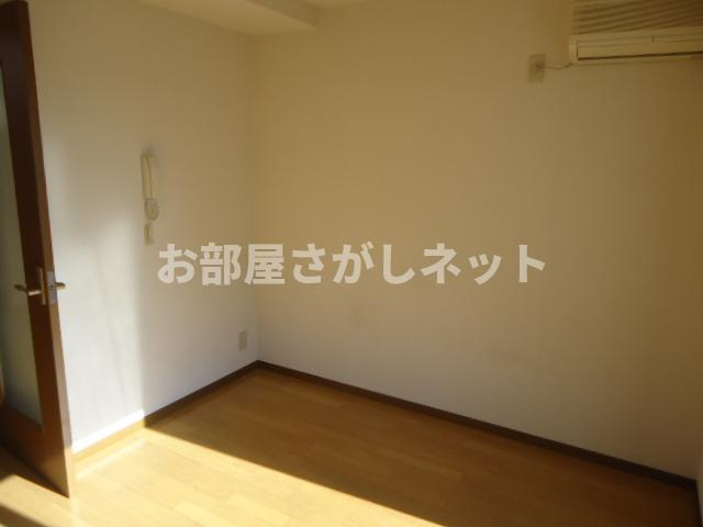 メルベイユイシイの居間・リビング