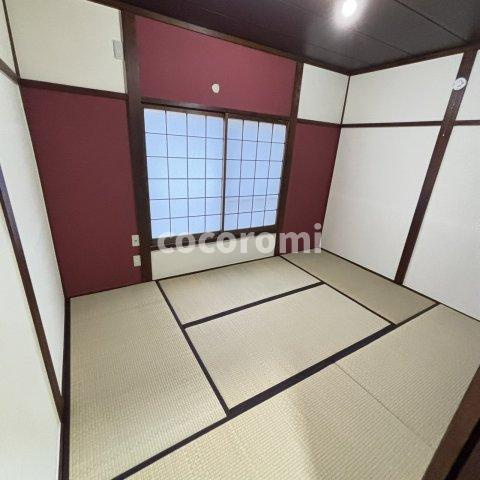 枚方市高野道戸建ての内装